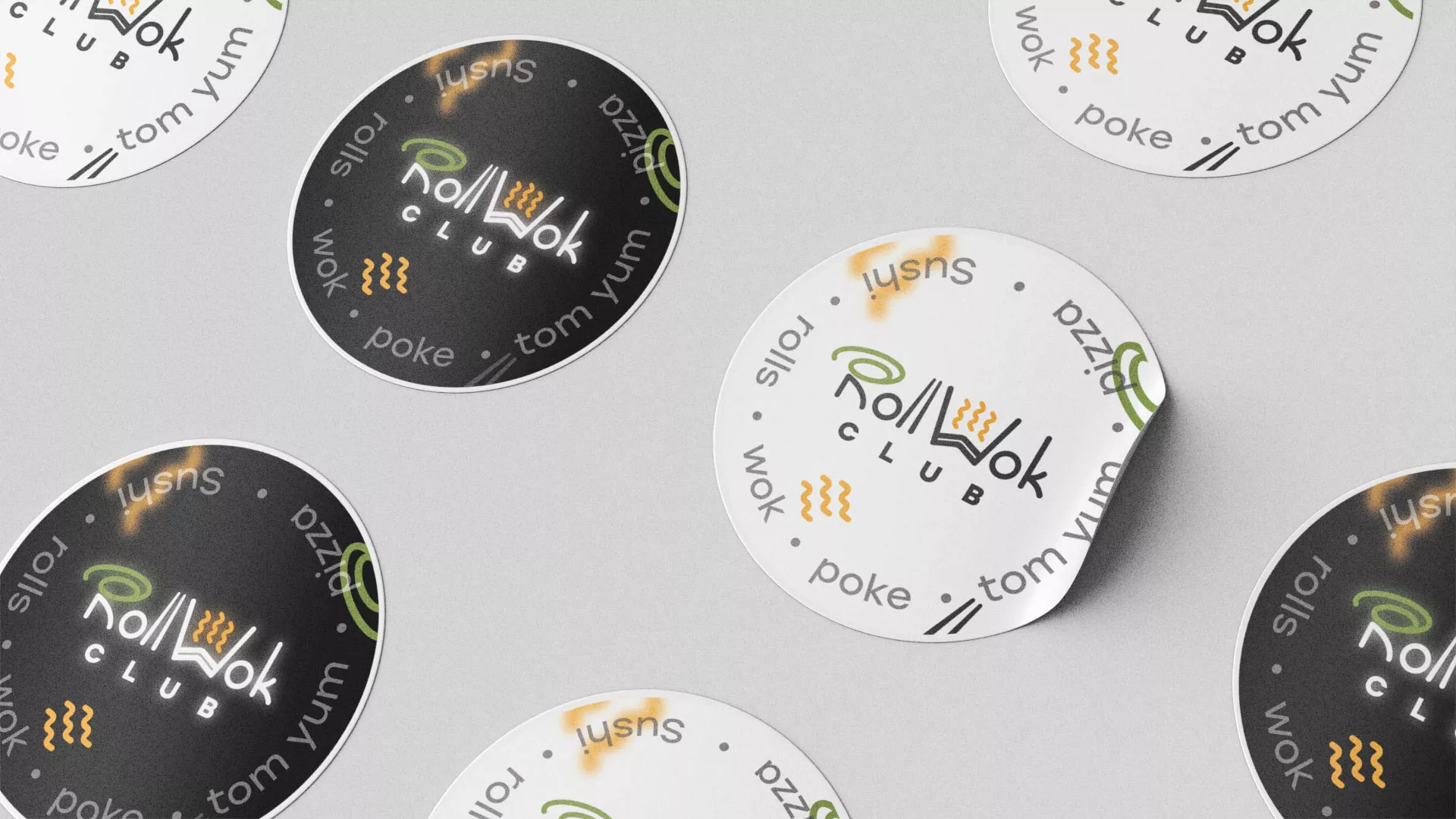 Разработка наклеек для суши-бара «Roll Wok Club» в Новоуральске